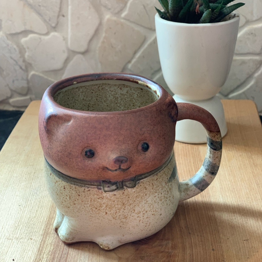 GIFTCRAFT | Vintage Anthropomorphic Cat Mug